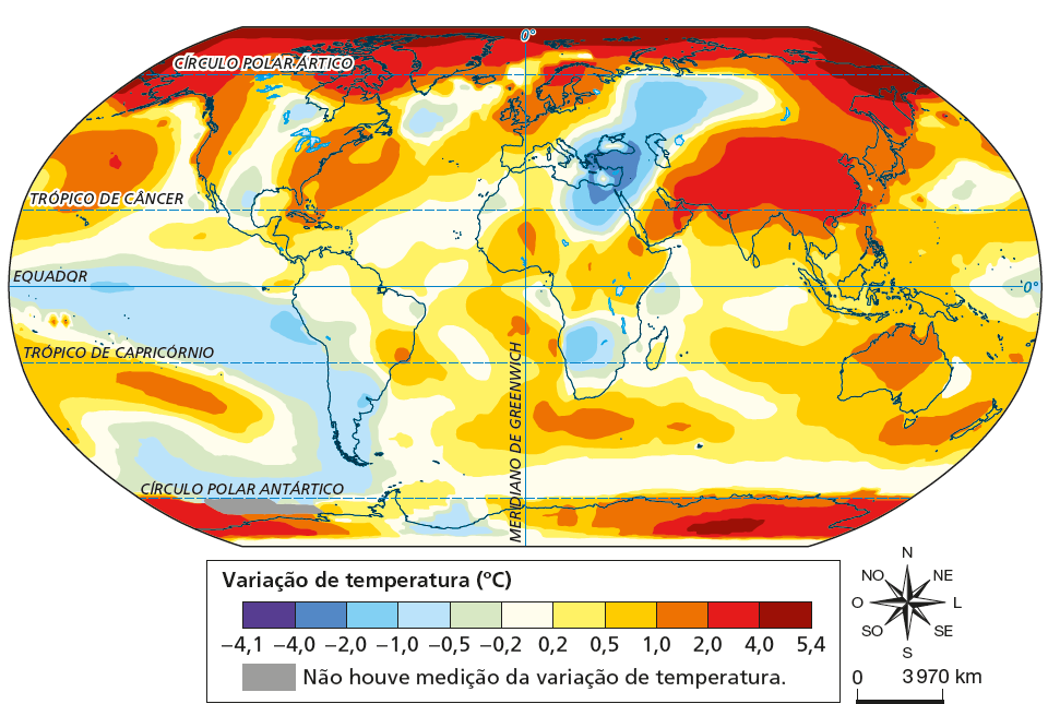 Planisfério que mostra a variação de temperatura em graus Celsius. Legenda: graduação da variação de temperatura (em graus Celsius) de menos 4,1 na cor roxa até 5,4 na cor vermelha escura. Abaixo, a indicação: Gráfico mostrando as variações de temperatura no planeta entre 1971 e 2021.
Menos 4,0: trecho ao Norte da África e Oeste da Ásia.
Menos 2,0: Pequeno trecho no Oceano Pacífico e no Oeste da América do Sul, ao Sul da África, em grande parte da Europa, se estendendo para o Norte da África.
Menos 0,1: grandes trechos no Oeste da Ásia, Norte e Sul da África, no Oceano Atlântico (entre América do Norte e Europa), no Sul da América do Sul, se estendendo para o Oeste, no Oceano Pacífico.
Menos 0,5: Trecho do Oceano Atlântico (entre América do Norte e Europa), grande trecho que estende pela Europa até o Norte da África, trecho no Leste e Sul da África, pequena ocorrência no Leste da Ásia, trechos grande que se estende do Oeste da América do Sul, seguindo pelo Oceano Pacífico, pequeno trecho no Nordeste da América do Sul, trechos na América do Norte.
Menos 0,2: trechos na Ásia, grande trecho na Antártica, na Europa, no centro da América do Sul, na América do Norte, no Oceano Atlântico (entre América do Norte e Europa), à Oeste, se estendendo pelo Oceanos Pacífico.
0,2: Trechos grandes na Oceania, Ásia, ao Sul, centro e Norte da África, à Leste da América do Sul, no Oceano Atlântico, América Central e na Europa, à Oeste, próximo da América do Norte.
0,5: Grandes trechos na Ásia, Oceania, ao Sul e centro da África, Europa, próximo à América do Norte, Leste da América do Sul e Oeste, no Oceano Pacífico.
1,0: Trechos na Oceania, ao norte da Ásia e da Europa, pequenas ocorrências no Centro, Oeste e Sul da África, pequena ocorrência no Leste da América do Sul, trechos à  Leste e Oeste da América do Norte e trechos no Oceano Pacífico e na América Central.
2,0: Trecho no Leste da Ásia, em todo o Norte, da Ásia até a América e na Antártica.
4,0: Em todo o Norte, da Ásia até a América, pequeno trecho na Antártica.
Na parte inferior, à direita, rosa dos ventos e escala de 0 a 3.970 quilômetros.