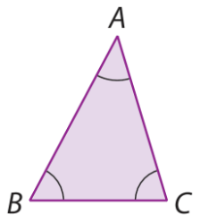 Figura geométrica. Triângulo ABC com indicação de três ângulos internos agudos.
