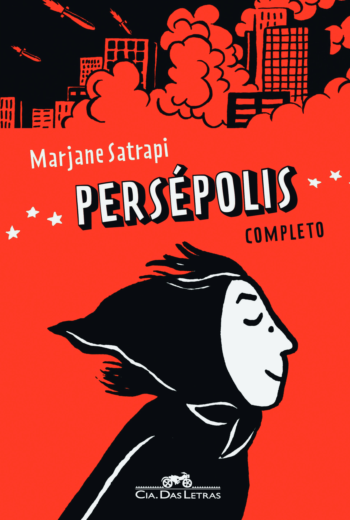 Capa de livro. A capa tem o fundo na cor laranja. Na parte superior, a silhueta de uma cidade, com fumaça entre os prédios. Logo abaixo, o nome da autora: Marjane Satrapi. Em seguida, o título do livro: PERSÉPOLIS. Na parte inferior, ilustração de uma menina de perfil, com lenço na cabeça e uma pinta no nariz.