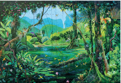 Imagem: Pintura. Destaque do interior da mata. Há muitas árvores, cipós, plantas sortidas e um rio caudaloso entre elas onde há espécies aquáticas. Também há animais, como pássaros. Ao fundo, montanhas. Fim da imagem.