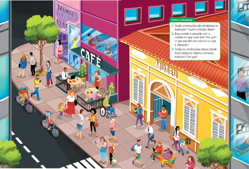 Imagem: Ilustração complementar de vista de uma calçada com pessoas em atividades diversas na cidade. Há pessoas caminhando e conversando na calçada. À direita há vitrine de loja, uma varanda de um café e um museu. Pessoas saem com livros, mochilas, há pessoas com celulares e fones de ouvido, na rua há pessoas de bicicleta.  Fim da imagem.