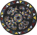 Imagem: Fotografia 4. Janela colorida com formato de círculo. Fim da imagem.