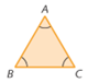 Figura geométrica. Triângulo acutângulo alaranjado ABC, com arco em cada ângulo interno.