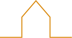 Figura geométrica. Linha poligonal alaranjada formada por seis segmentos de reta. A parte superior da figura é composta por dois segmentos de reta formando parte do contorno de um triângulo, na base do local onde seriam cada vértice da base do triângulo, há dois segmentos de reta formando dois L. Um virado para esquerda e outro virado para direita.