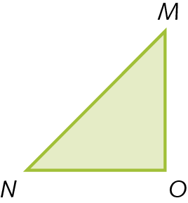 Figura geométrica. Triângulo verde MNO com os lados ON e OM de mesma medida de comprimento.