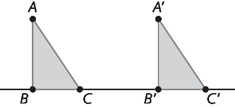 Figura geométrica: reta horizontal que passa pelos pontos B, C, B linha e C linha. Sobre a reta há um triângulo cinza que tem sua base entre os pontos B e C e um de seus vértices A.  À direita, triângulo sobre a reta com sua base entre os pontos B linha e C linha, e seu outro vértice no ponto A linha.