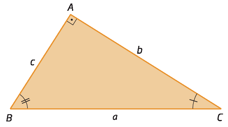 Ilustração. Triângulo retângulo ABC com o ângulo reto em A. A medida do comprimento do cateto AB está representada por c. A medida do comprimento do cateto AC está representada por b. A medida do comprimento da hipotenusa BC está representada por a. O Ângulo ABC está marcado com um arco e dois traços. O ângulo ACB está marcado com um arco e um traço.