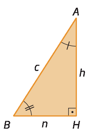 Ilustração. Triângulo retângulo HBA, com o ângulo reto em H. A medida do comprimento do cateto AH está representada por h. A medida do comprimento do cateto HB, está representada por n. A medida do comprimento da hipotenusa AB está representada por c. O ângulo HAB está marcado com um arco e um traço. O ângulo ABH está marcado com um arco e dois traços.