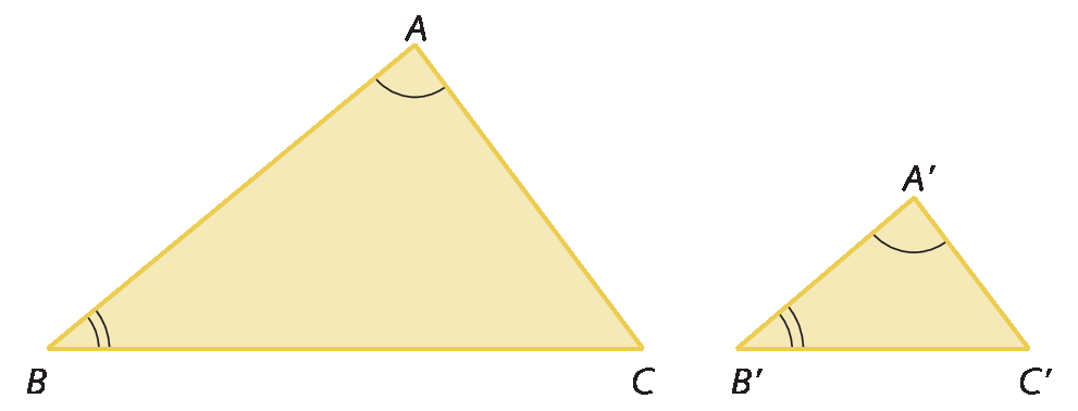 Figuras geométricas. Dois triângulos semelhantes: ABC e A linha, B linha, C linha. O ângulo BAC é congruente ao ângulo B linha, A linha, C linha. 
O ângulo ABC é congruente ao ângulo A linha, B linha, C linha.