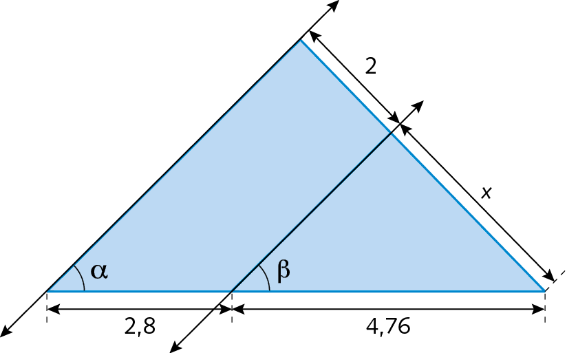Figura geométrica. Triângulo. Duas retas estão representadas: uma forma um ângulo de medida de abertura alfa e outra um ângulo de medida de abertura beta com um lado do triângulo. A primeira reta é suporte de um dos lados. Essas retas determinam sobre um lado segmentos de reta de medidas 2 e x e  no outro lado segmentos de reta de medidas 2 vírgula 8 e 7 vírgula 76.