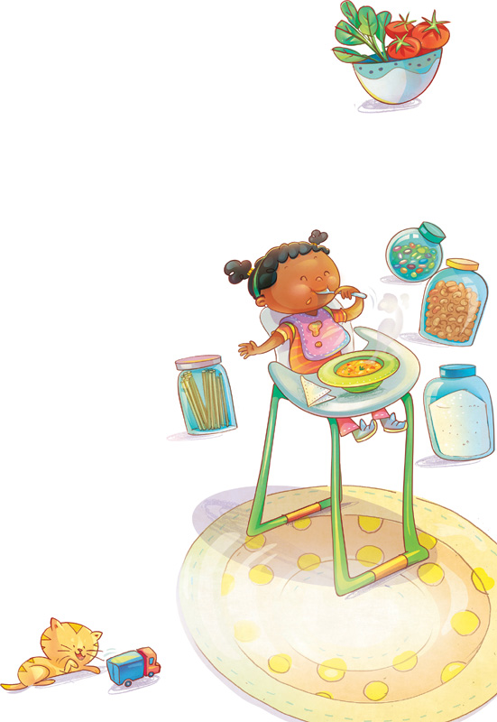 IMAGEM: uma menininha está sentada em uma cadeira de bebê. ela sorri enquanto come sopa com uma colher. ao redor dela, potes com macarrão, balas, feijão e farinha. no chão, um gato brinca com um caminhão de brinquedo. FIM DA IMAGEM.