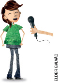 IMAGEM: uma criança fala em um microfone, segurado por outra pessoa. FIM DA IMAGEM.