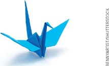 IMAGEM: um pássaro feito com dobradura de papel. FIM DA IMAGEM.