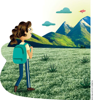 IMAGEM: uma menina com uma mochila nas costas, observa as montanhas. a grama sob seus pés está esbranquiçada devido à neve. FIM DA IMAGEM.