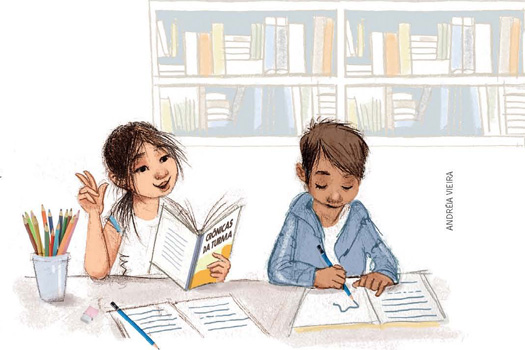 IMAGEM: sentados à mesa, uma menina lê um livro intitulado crônicas da turma, enquanto um menino desenha em seu caderno. sobre a mesa, um pote com lápis de cor, no fundo, uma estante com livros. FIM DA IMAGEM.