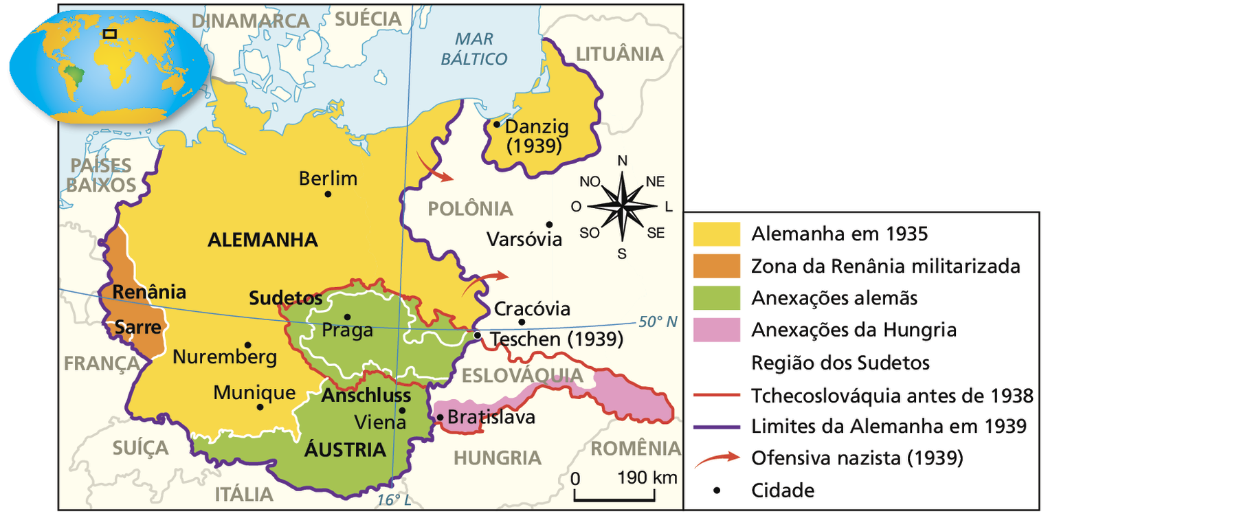 Mapa. Expansão nazista (1935-1939). Em amarelo, Alemanha em 1935, compreendendo um território um pouco maior do que o atual território alemão à leste, incluindo uma área descontínua na fronteira com a Lituânia e a Polônia, além das cidades de Berlim, Nuremberg e Munique. Em laranja, Zona da Renânia militarizada, compreendendo uma pequena porção de território à oeste da Alemanha, incluindo Sarre. Em verde, Anexações alemãs, compreendendo a Áustria (incluindo a cidade de Viena), e a Tchecoslováquia (incluindo as cidades de Praga e Teschen e a região dos Sudetos). Em rosa Anexações da Hungria, compreendendo o sul da Eslováquia, incluindo a cidade de Bratislava. Áreas com riscos diagonais indicam Região dos Sudetos, compreendendo toda a região da Tchecoslováquia fronteiriça com a Alemanha. Áreas delimitadas por uma linha vermelha indicam Tchecoslováquia antes de 1938, compreendendo os territórios das atuais República Tcheca (incluindo a região dos Sudetos e as cidades de Praga e Teschen), da Eslováquia (incluindo a cidade de Bratislava) e uma pequena porção da Ucrânia. Uma linha roxa indica Limites da Alemanha em 1939, compreendendo todo o território alemão anterior a 1935, a Renânia, a Áustria, a porção oeste da Tchecoslováquia, incluindo a região dos Sudetos, e uma porção descontínua à leste da Alemanha atual, incluindo a cidade de Danzig. Uma seta vermelha indica Ofensiva nazista (1939), partindo do leste da Alemanha em direção à Polônia. No canto direito, rosa dos ventos e escala de 0 a 190 quilômetros.