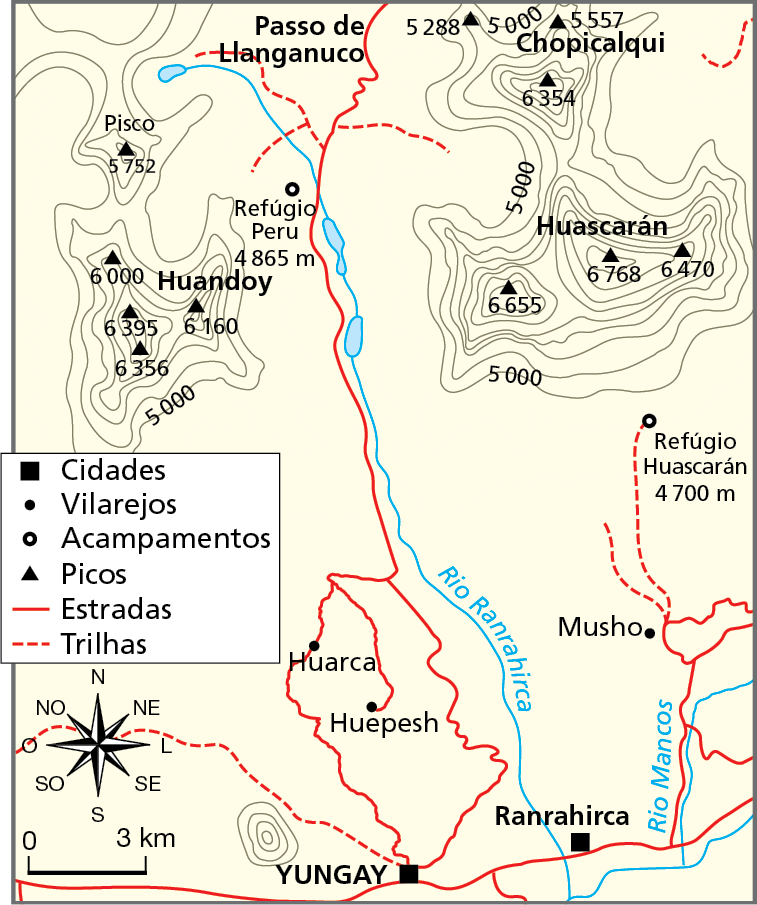 Mapa. Cordilheira Branca (Peru): caminho de Yungay a Passo de Lhanganuco. Mapa topográfico com destaque para a Cordilheira Branca. Cidades: Yungay, Ranrahirca. Vilarejos: Huepesh, Huarca, Musho. Acampamentos: Refúgio Huascarán, 4.700 metros, Refúgio Peru, 4.865 metros. Picos: Pisco, 5.782 metros; outros picos com 6.354 metros, 5.557 metros, 5.288 metros, 6.160 metros, 6.000 metros, 6.395 metros, 6.356 metros, 6.768 metros, 6.470 metros, 6.655 metros.  Há curvas de nível indicando 5.000 metros. Estradas ligam o norte ao sul. Poucas estradas ao leste e oeste. Trilhas: No norte (Passo de Lhanganuco) e leste (Mucho/Refúgio Huascarán). Rio Ranrahirca cruzando a área de norte a sul. Rio Mancos ao sul. 
Na parte inferior, rosa dos ventos e escala de 0 a 3 quilômetros.