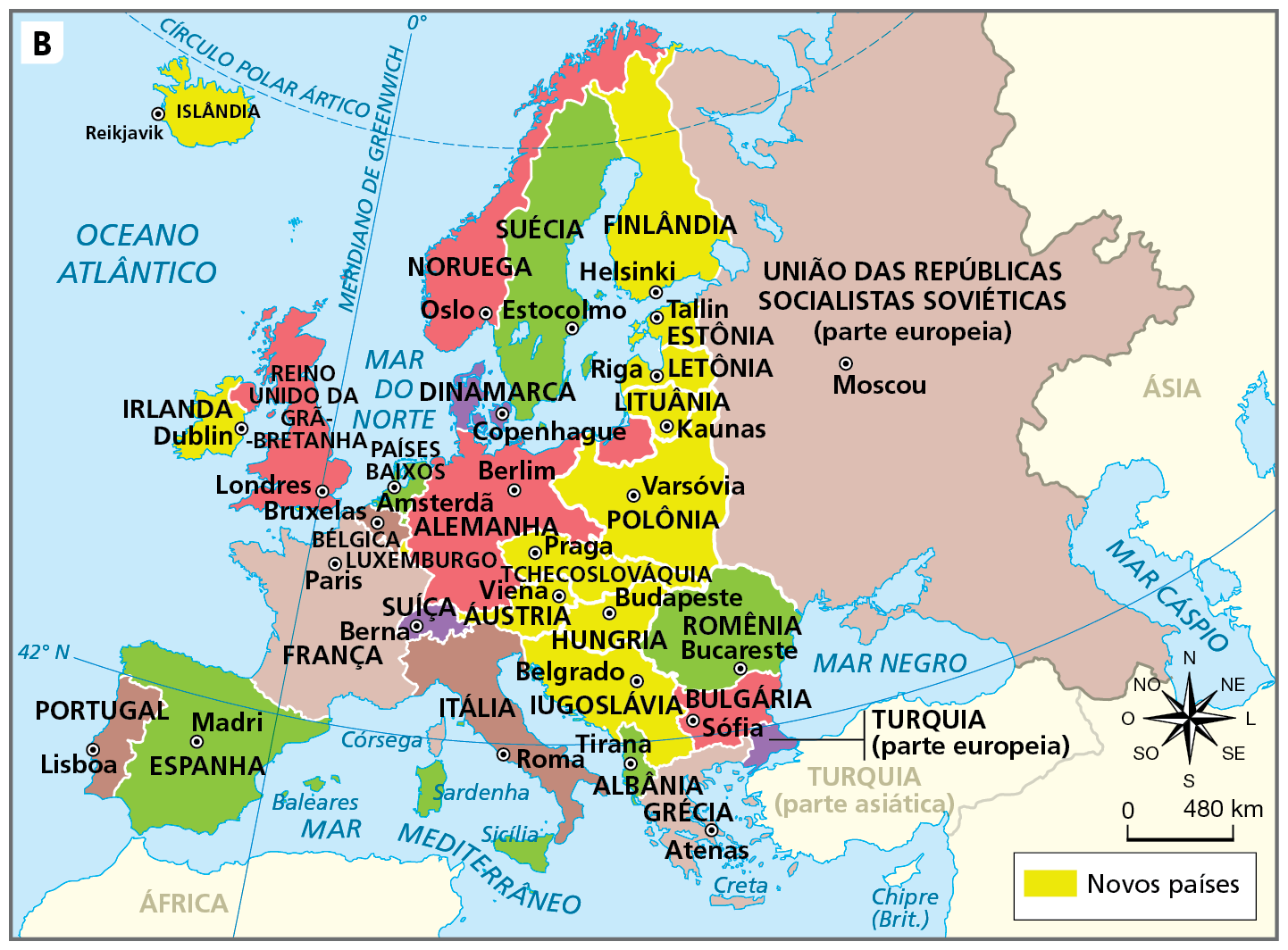 Mapa B: Europa: divisão política após a Primeira Guerra Mundial, 1922. Mapa mostrando a organização do espaço político europeu após Primeira Guerra Mundial.
Novos países por independência do Império Russo: Finlândia (capital: Helsink); Estônia (capital: Tallin); Letônia (capital: Riga); Lituânia (capital: Kaunas).
Novos países por independência do Império Austro-Húngaro: Polônia (capital: Varsóvia); Tchecoslováquia (capital: Praga); Hungria (capital: Budapeste); Iugoslávia (capital: Belgrado); Áustria (capital: Viena).
Novo país por independência da Dinamarca: Islândia (capital: Reikjavik).
Novo país por independência do Reino Unido da Grã-Bretanha e Irlanda: Irlanda (capital: Dublin).
Na parte inferior, rosa dos ventos e escala de 0 a 480 quilômetros.