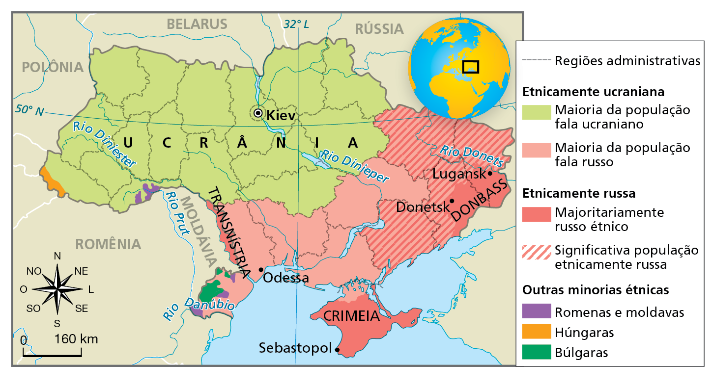 Mapa. Ucrânia e Crimeia: divisão étnica e linguística, 2014. Mapa representando a distribuição das regiões administrativas e das diferentes etnias no território ucraniano.
Etnicamente ucraniana
Maioria da população fala ucraniano: porção centro-norte, noroeste e oeste, incluindo a capital Kiev.
Maioria da população fala russo: porção centro-sul, incluindo a cidade de Odessa. 
Etnicamente russa
Majoritariamente russo ético: região de Donbass, no extremo leste, Crimeia, no sul, e Transnístria, no sudoeste.
Significativa população etnicamente russa: porção leste e sudeste. 
Outras minorias étnicas
Romenas e moldavas: pequena porção no oeste e sul, na fronteira com a Romênia. 
Húngaras: pequena porção no extremo oeste. 
Búlgaras: pequena porção no sul, na fronteira com a Moldávia. 
Na parte inferior, rosa dos ventos e escala de 0 a 160 quilômetros.
