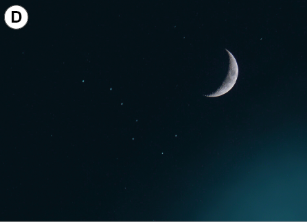 Imagem: Fotografia. D: Céu noturno com estrelas e uma lua crescente. Fim da imagem.