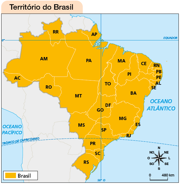 Imagem: Mapa. Território do Brasil. Acre (AC); Alagoas (AL); Amapá (AP); Amazonas (AM); Bahia (BA); Ceará (CE); Distrito Federal (DF); Espírito Santo (ES); Goiás (GO); Maranhão (MA); Mato Grosso (MT); Mato Grosso do Sul (MS); Minas Gerais (MG); Pará (PA); Paraíba (PB); Paraná (PR); Pernambuco (PE); Piauí (PI); Rio de Janeiro (RJ); Rio Grande do Norte (RN); Rio Grande do Sul (RS); Rondônia (RO); Roraima (RR); Santa Catarina (SC); São Paulo (SP); Sergipe (SE); Tocantins (TO). No canto inferior direito, rosa dos ventos indicando norte, nordeste, leste, sudeste, sul, sudoeste, oeste, noroeste. Abaixo, escala de 0 a 480 km. Fim da imagem.
