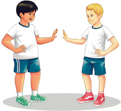 Imagem: Ilustração. Um menino com cabelos pretos e uniformizado. Ele está em pé com a mão direita na cintura e a mão esquerda para frente. Ao lado, um menino loiro e uniformizado, em pé com a mão esquerda na cintura e mão direita para frente. Um está olhando para o outro.  Fim da imagem.