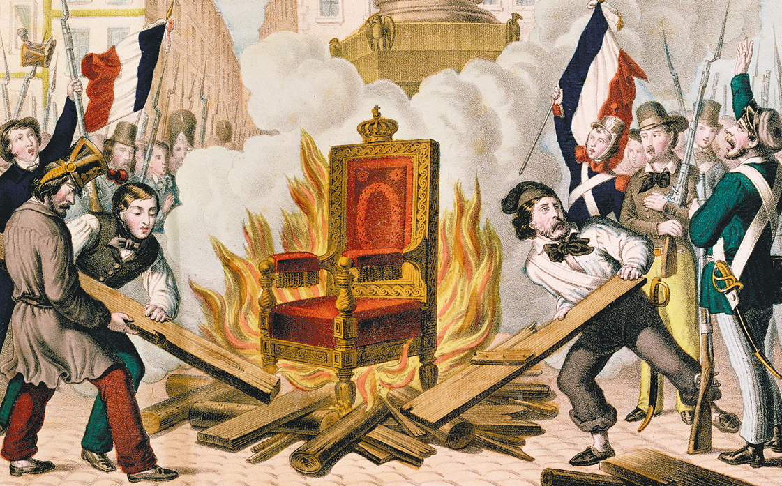 Gravura. Ao centro, um trono vermelho e dourado em chamas. Ao redor, pessoas colocando tábuas para alimentar o fogo. Algumas pessoas carregam a bandeira da França. Outras carregam armas e espadas. Ao fundo, muita fumaça branca.