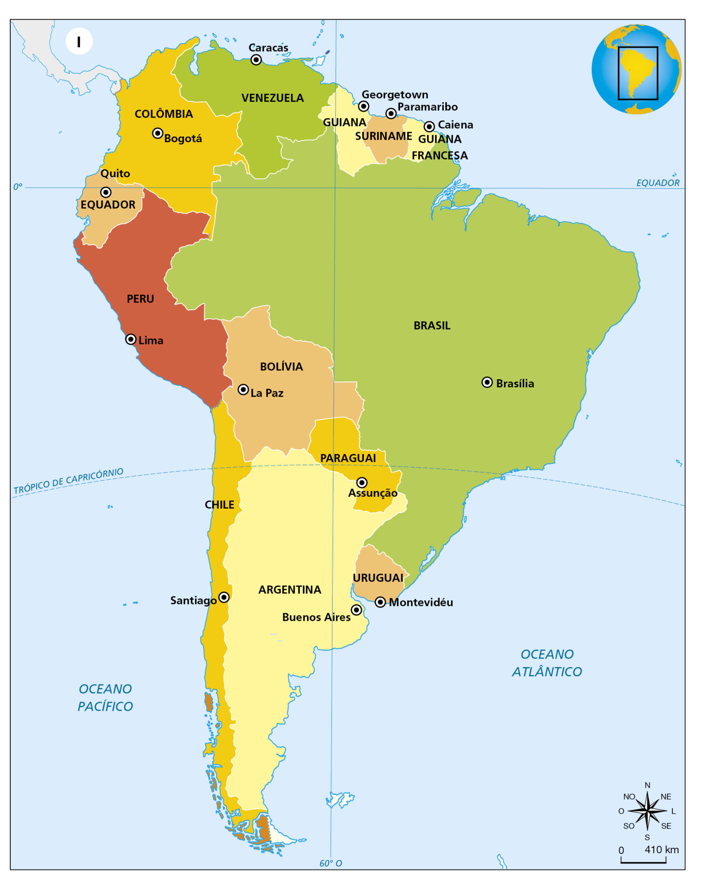 Mapa da América do Sul. Número um. Na ponta superior, à direita, globo terrestre com destaque para a região da América do Sul. Rosa dos ventos com as direções: N, NO, O, SO, S, SE, L, NE. Escala: zero a quatrocentos e dez quilômetros. Na costa do Oceano Atlântico: Brasil, capital: Brasília. À oeste, os outros países:Guiana Francesa: Caiena, Suriname: Paramaribo, Guiana: Georgetown, Venezuela: Caracas, Colômbia: Bogotá, Equador: Quito, Peru: Lima, Bolívia: La paz, Paraguai: Assunção, Uruguai: Montevidéu, Argentina: Buenos Aires e Chile: Santiago. Entre Chile, Argentina, Paraguai e Brasil, passa a linha de Tropico de Capricórnio na horizontal. No extremo norte do Brasil e parte do Equador, a linha do Equador, na horizontal.