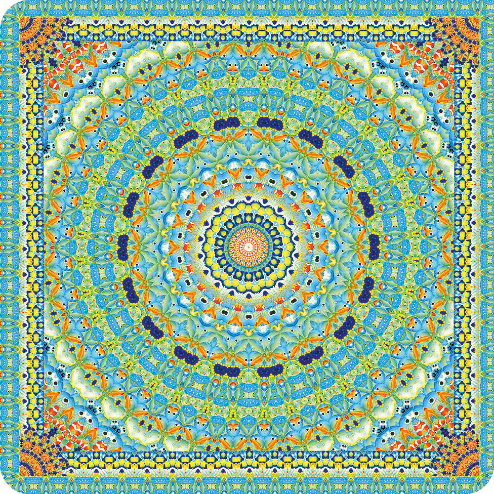 Fotografia digital. Desenho de uma mandala que apresenta círculos concêntricos em tons de laranja, azul e verde.