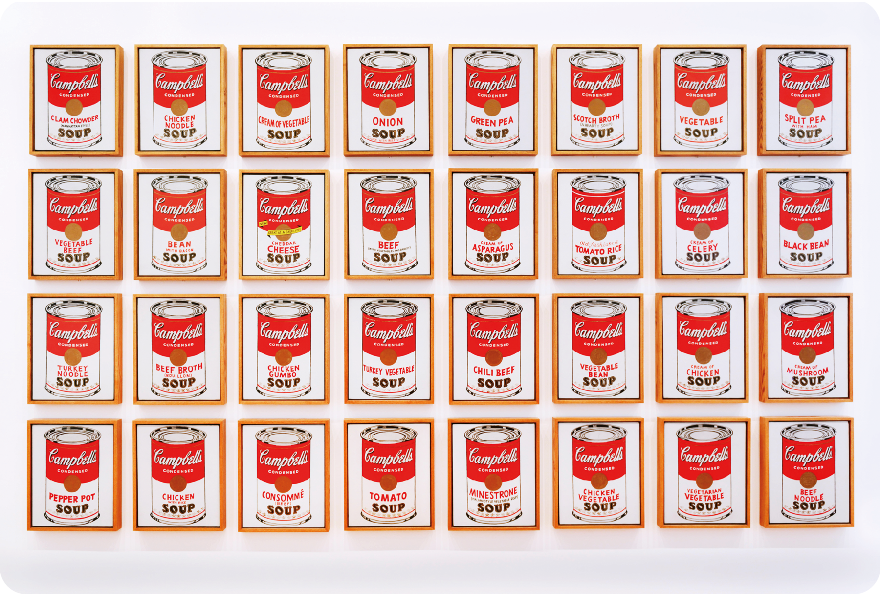 Pintura. Composição que apresenta a reprodução de 32 latas de sopa idênticas lado a lado divididas em quatro fileiras horizontais. Elas são de alumínio, apresentam cores vermelha e branca e a marca na embalagem.