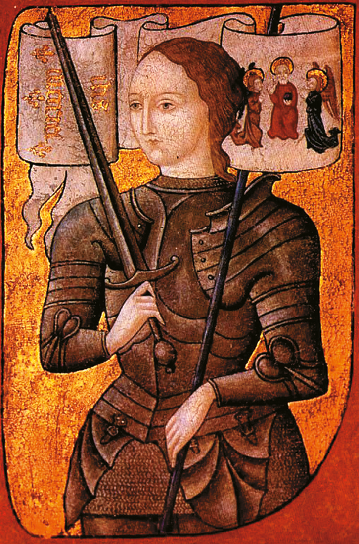 Pintura. Uma mulher, com cabelos vermelhos e usando uma armadura, está segurando com uma das mãos uma espada e com a outra uma faixa com ilustração de três anjos ajoelhados.