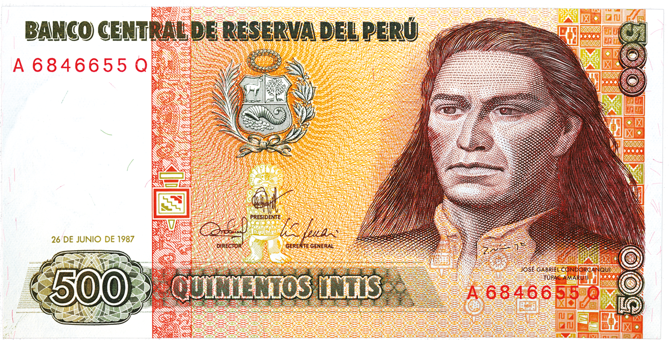 Cédula. Na parte superior, o texto: BANCO CENTRAL DE RESERVA DEL PERÚ. Abaixo, o busto de um homem com cabelos longos e um brasão. Há detalhes na cor vermelha, amarela e verde. Na parte inferior, o texto: QUINHENTOS INTIS.