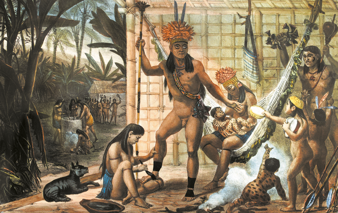 Pintura. Ao centro, um homem indígena, com adorno de plumas na cabeça, está em pé, segurando uma lança. À esquerda, uma mulher indígena, sentada, está pintando com tinta preta as pernas do homem. À direita, uma mulher indígena, sentada em uma rede, está amamentando um bebê. Ao lado, indígenas segurando objetos e adornos.