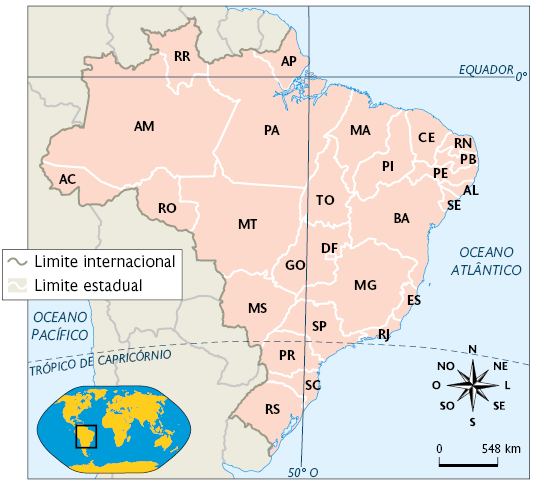 Mapa do Brasil com os limites internacionais, estaduais e as siglas de cada estado.