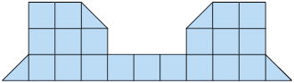 Ilustração de uma figura formada por quadradinhos. Há dois quadrados iguais formados de 9 quadradinhos sendo que o quadradinho do canto superior, um quadradinho está pela metade e a outra metade do quadradinho, está no canto inferior do quadrado. Entre esses dois quadrados, há 3 quadradinhos.