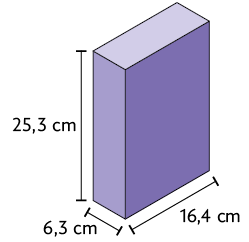 Ilustração. Paralelepípedo reto retângulo de cor roxa com indicação da medida do seu comprimento, com 16,4 centímetros, da sua largura, com 6,3 centímetros, e da sua altura, com 25,3 centímetros.   