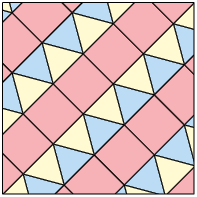 Ilustração de um mosaico formado por quadrados e triângulos regulares, de forma que as figuras se organizam linearmente.  