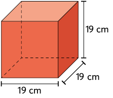 Ilustração de um paralelepípedo reto retângulo, com as dimensões: 19 centímetros de altura, 19 centímetros de comprimento e 19 centímetros de largura.