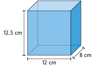 Ilustração de um paralelepípedo reto retângulo, com as dimensões: 8 centímetros de largura, 12 centímetros de comprimento e 12,5 centímetros de altura.