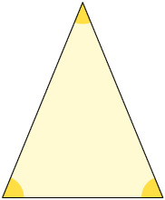 Ilustração de um triângulo isósceles. Os lados iguais têm aproximadamente 4 centímetros de comprimento; e o terceiro lado tem medida 3 centímetros. Os ângulos internos estão destacados e tem aproximadamente as medidas: 67,5 graus; 67,5 graus e 45 graus.