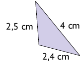 Ilustração de um triângulo em que o comprimento dos lados mede 2,4 centímetros, 2,5 centímetros e 4 centímetros.
