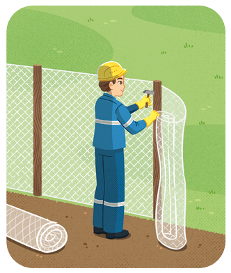 Ilustração de um adulto construindo uma cerca. Ele utiliza capacete de segurança, luvas e roupas próprias para construção. Ele segura um martelo e está manuseando uma tela de arame.