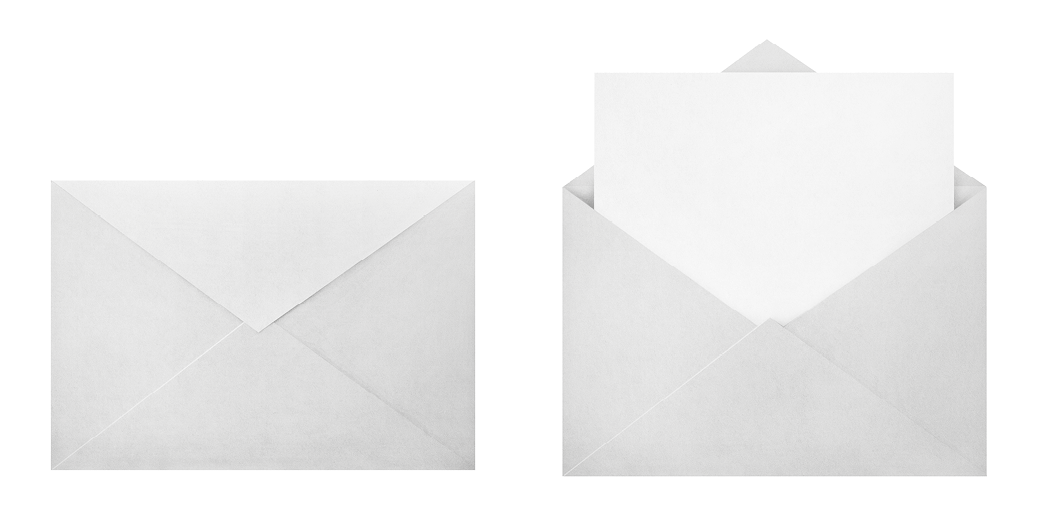 Fotografia. Um envelope branco na horizontal. 
Fotografia. Um envelope aberto branco, na horizontal e saindo de dentro dele, uma folha branca.