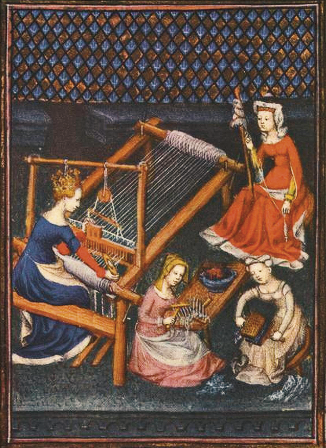 Iluminura. Quatro mulheres de vestidos longos de cores diferentes usam tear, laçadeira e outros instrumentos para fazer os fios e tecer.