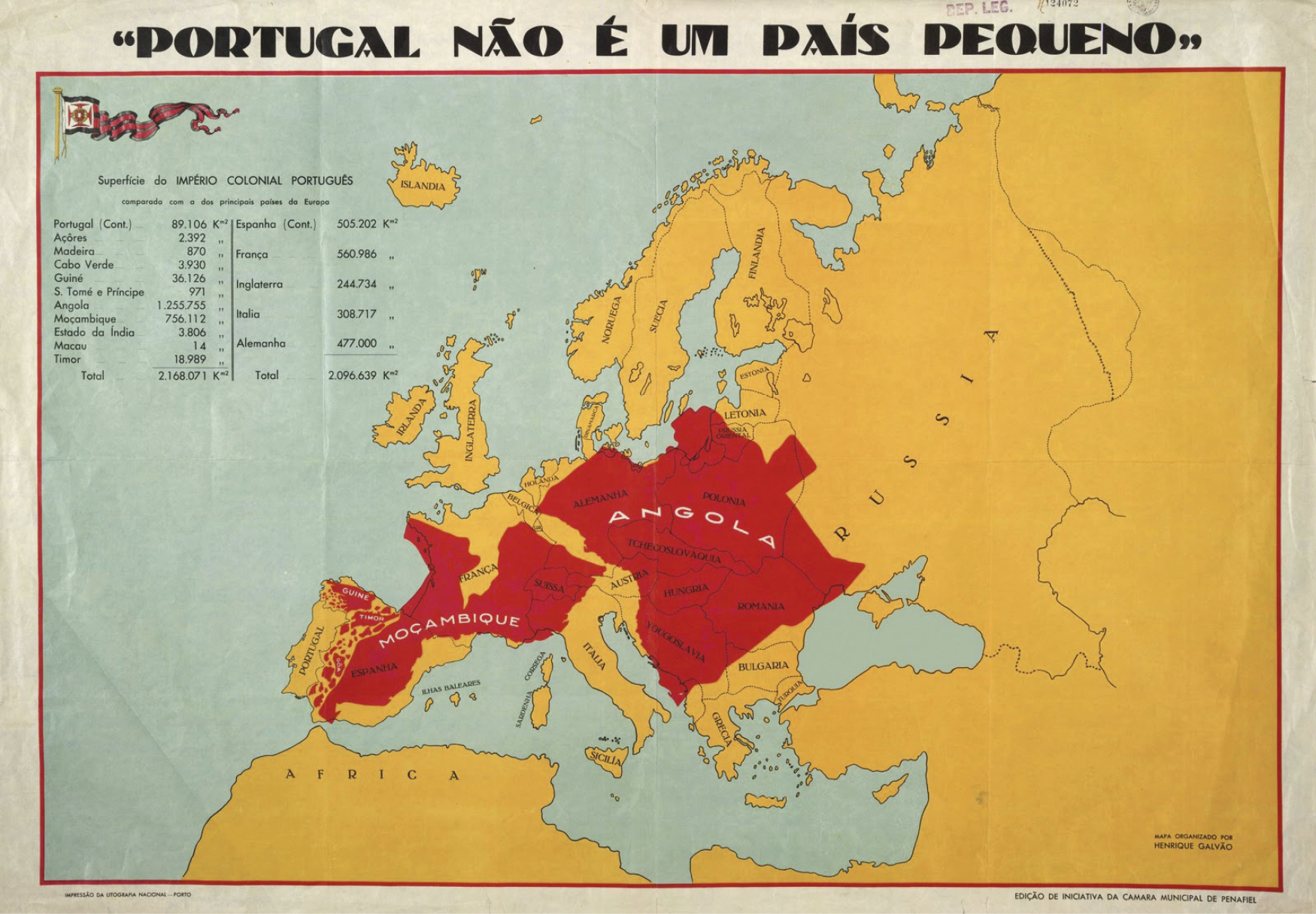 Ilustração. PORTUGAL NÃO É UM PAÍS PEQUENO. Mapa da Europa com destaque para Portugal, na costa oeste. Em vermelho, sobrepostos a boa parte da Europa, os mapas de Angola, Moçambique e outros territórios africanos.