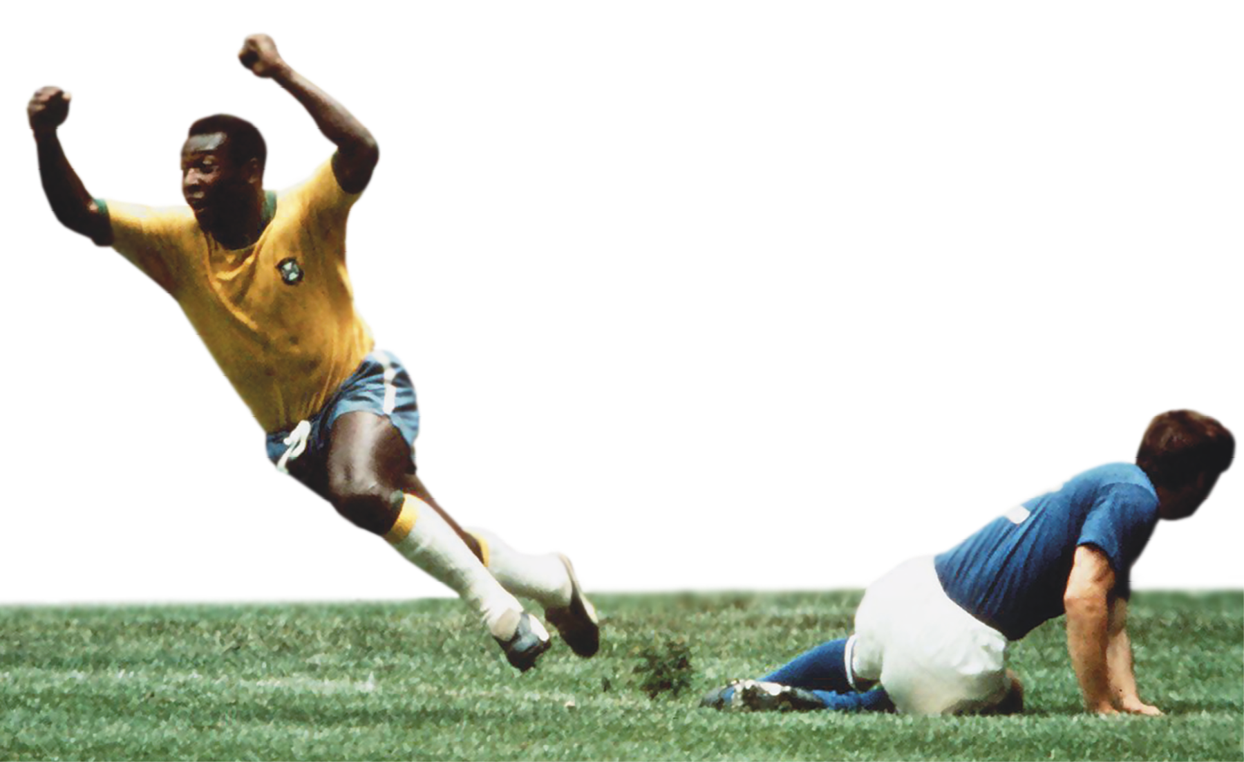 Fotografia. Pelé correndo no campo, com os braços erguidos para cima, comemorando. Ele veste camisa amarela e shorts azul da seleção brasileira. Ao seu lado, caído em campo, um jogador de camisa azul e calção branco da seleção italiana.